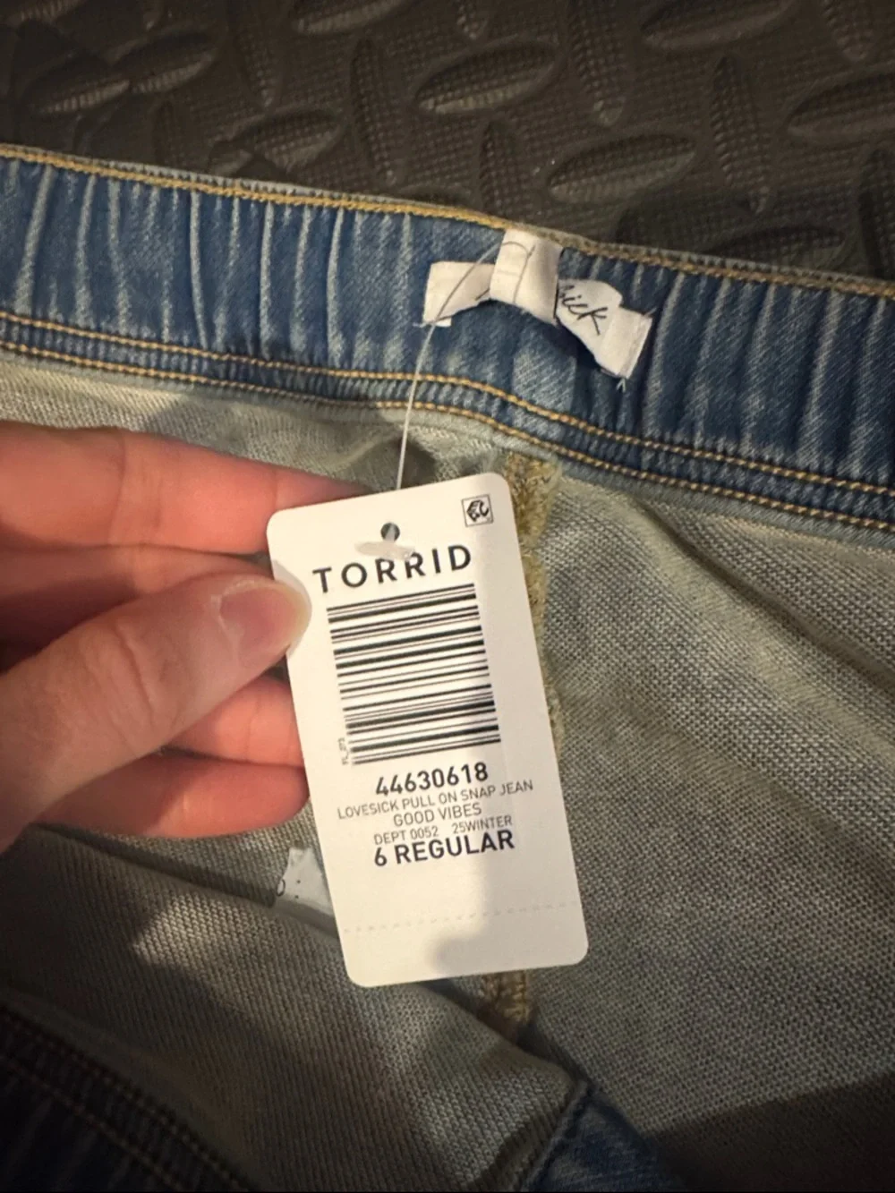Torrid • NWT $90 LoveSick Pull-On Snap-Sides Jean W27”-32” R17” I30” - Picture 4 of 4